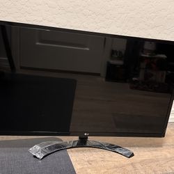 32” Computer Monitor