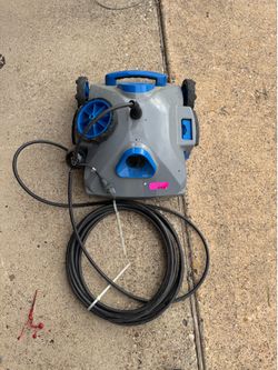 UNTESTED! Aquabot Pura 4Xi Robotic Swimming Pool Cleaner and Power Supply