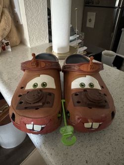 Mater Crocs Size m10 *Trade*