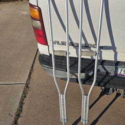 CRUTCHES 