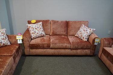 Southern Motion Kaile Living Room Queen Sleeper Roll Arm Sofa
