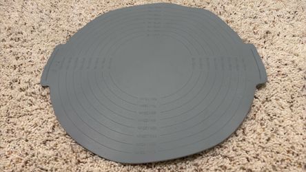 The Pampered Chef Baker’s Mat