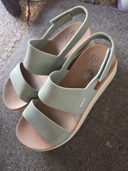 Reef Women's Sandals Size 8