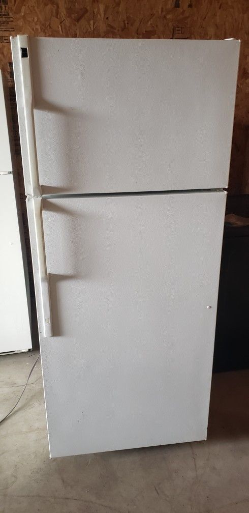 REFRIGERATOR