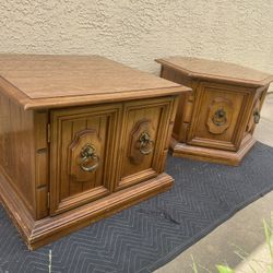 Night Stands Set/Buros /Tables 