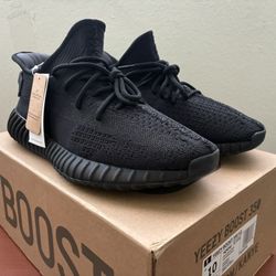 Adidas Yeezy Onyx Men’s Size 9.5