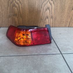Toyota Camry 1983 To 2003 Tail Lamp Lens Driver Side 