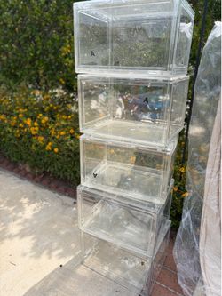 Shoe boxes