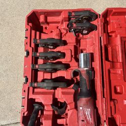 Milwakee 18 V Crimper 