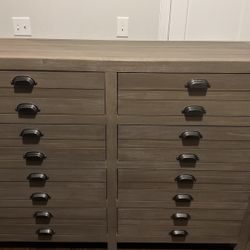 Dresser For Sale 