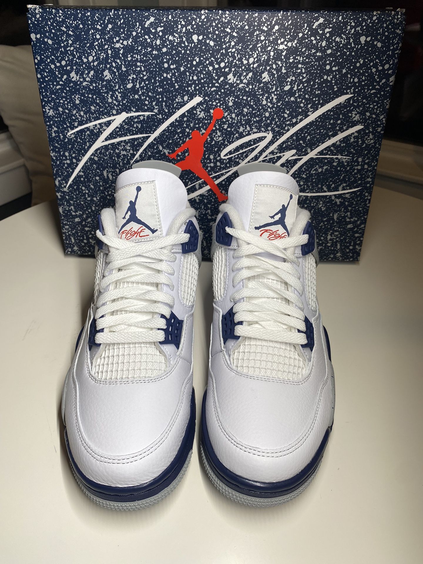 Jordan 4 “midnight Navy” -size 9.5 (DH6972-140)