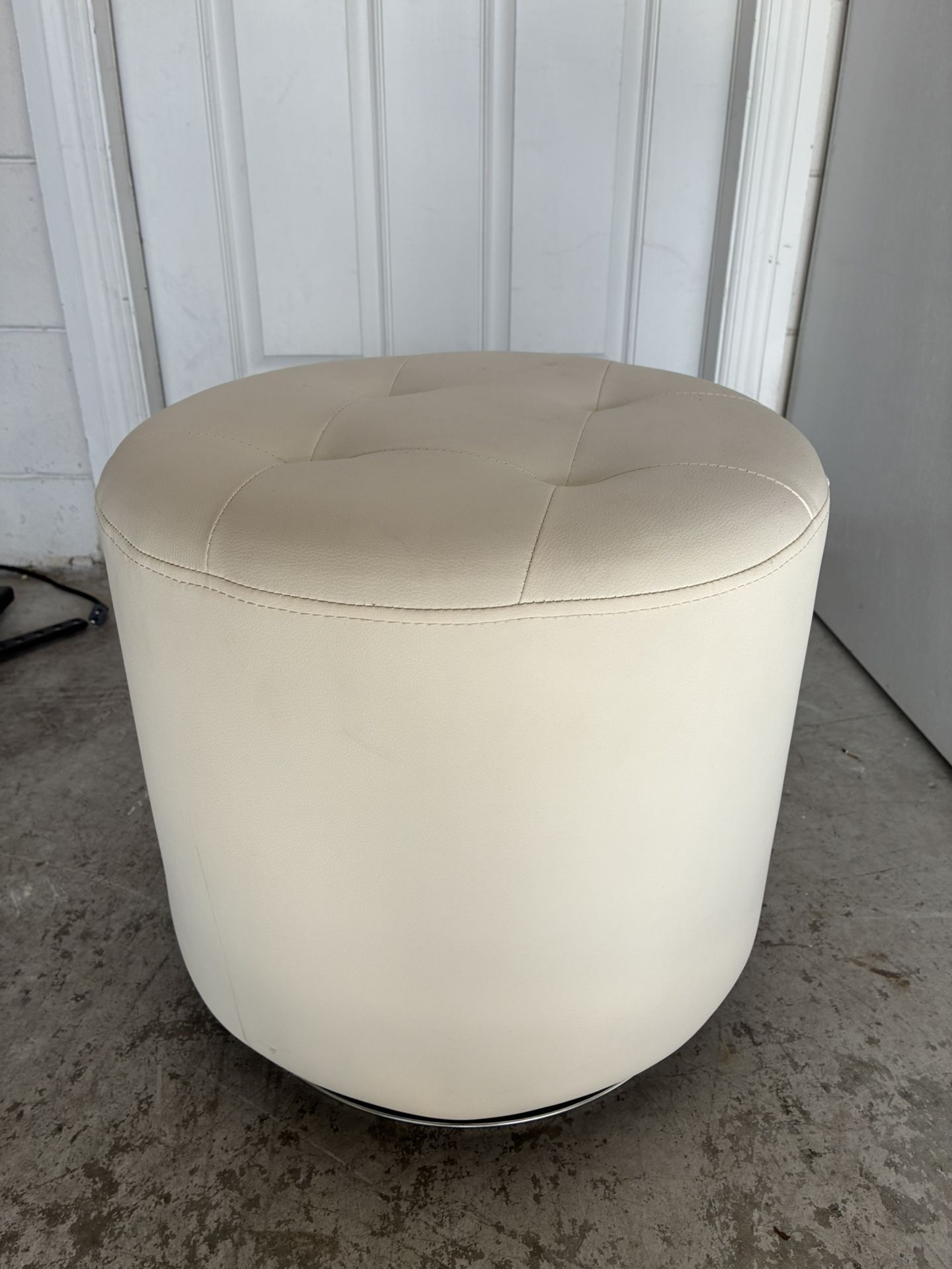 Cream round Ottoman
