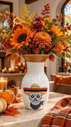 💥 15% off 💥Talavera flower vase 💐