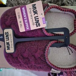 New Size 5/6 Slippers