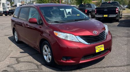 2013 Toyota Sienna LE