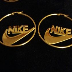 aretes  Especial 6 Dollar Cada Uno