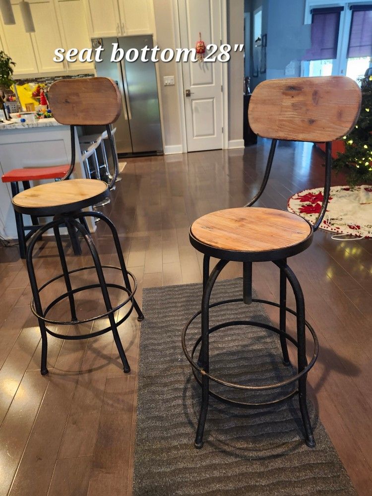 Outdoor Or Indoor Bar Stool Or Kitchen Counter Stools Pair Matching Pair