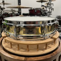 PEARL BRASS PICCOLO SNARE