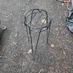 Flowers stand $15.