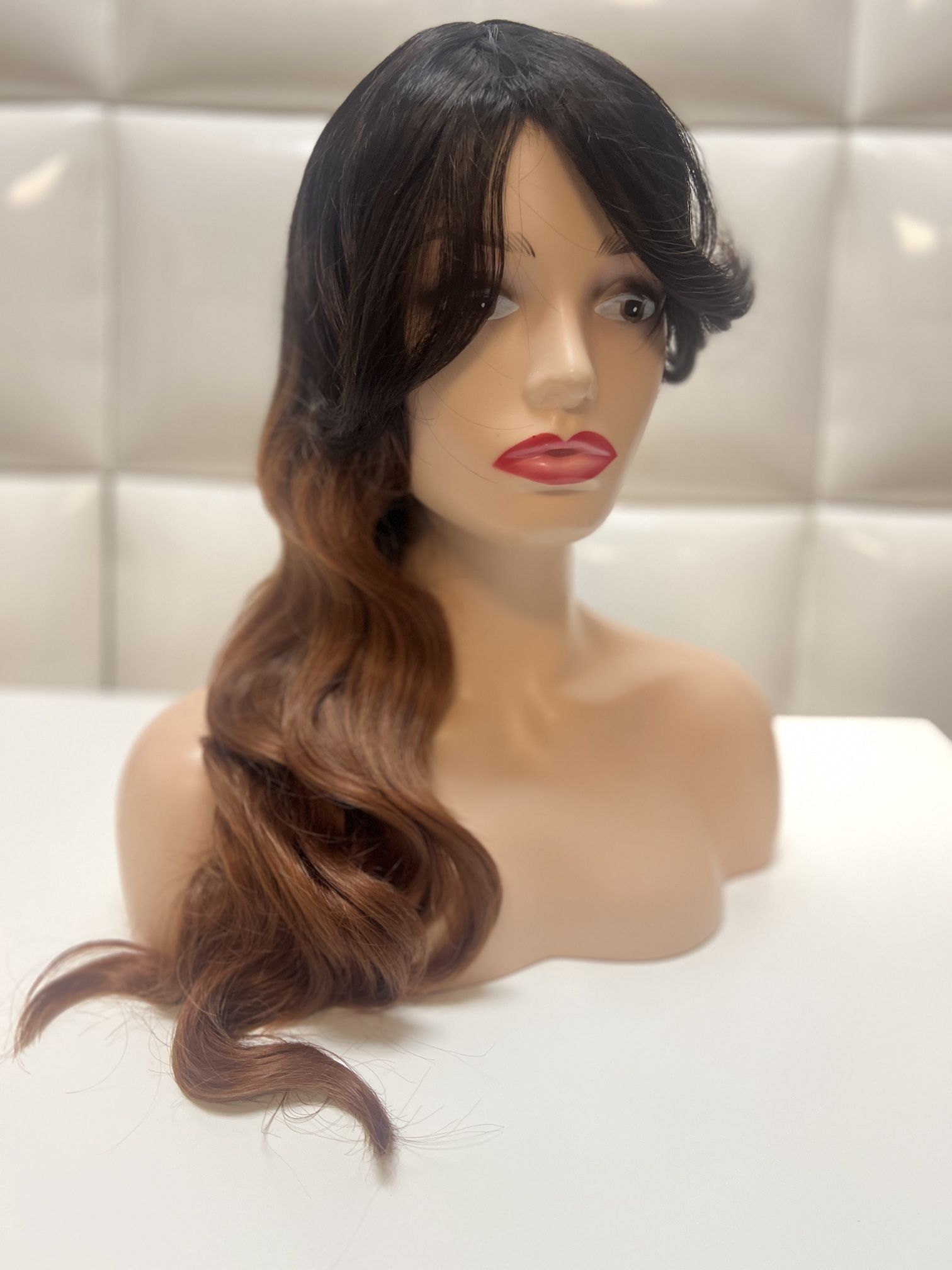 Synthetic Hair Wig-costume Cosplay Dress Up Halloween -brand New $40- Peluca  Nueva Con Flequillo Café Rojizo 
