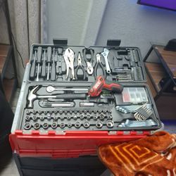 Tool Set plus rechargeable drill