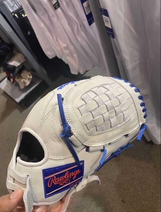 Rawlings 12'' GG Elite Series Fastpitch Glove RHT $100