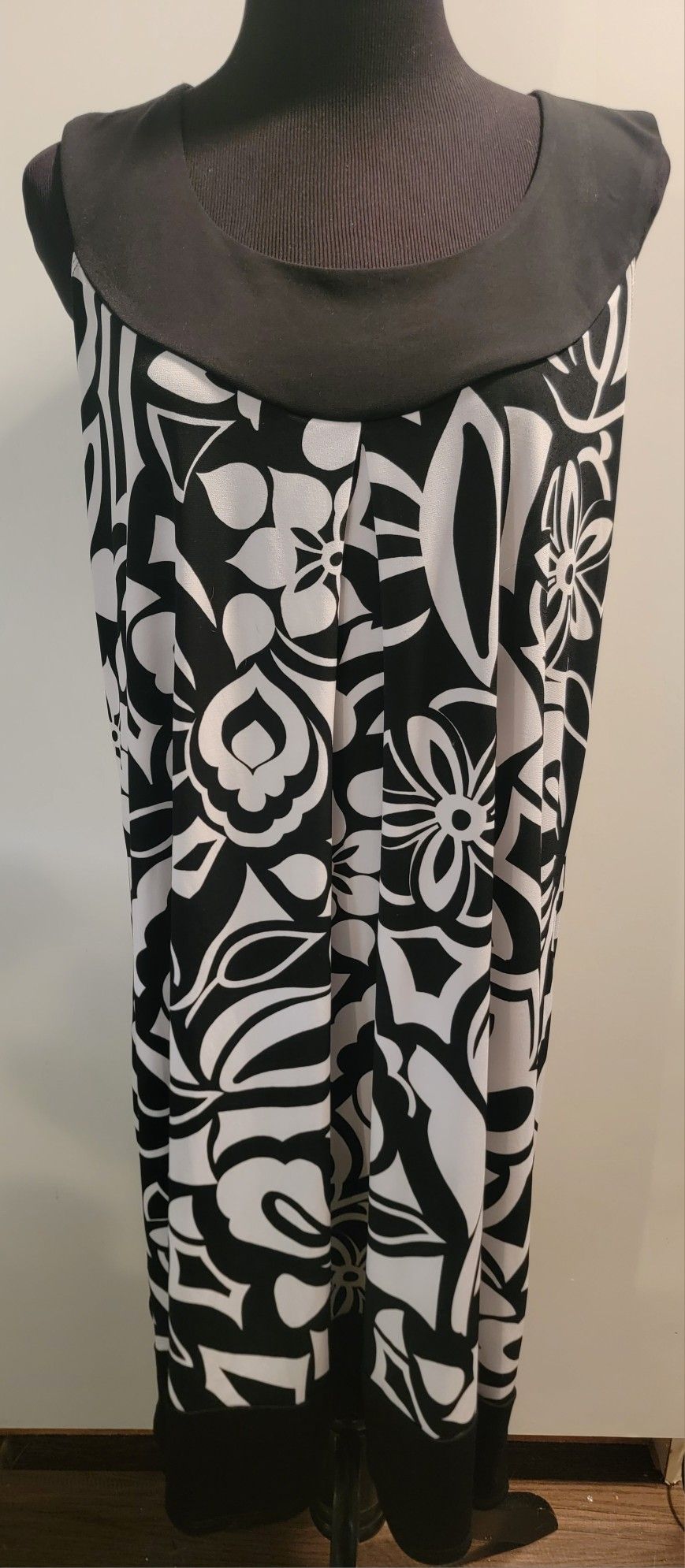 Enfocus Black and White Studio Dress Size 16W
