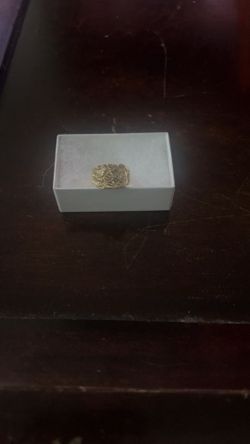 10 k GOLD nugget ring