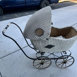 Vintage Wicker Baby Carriage / Antique Pram