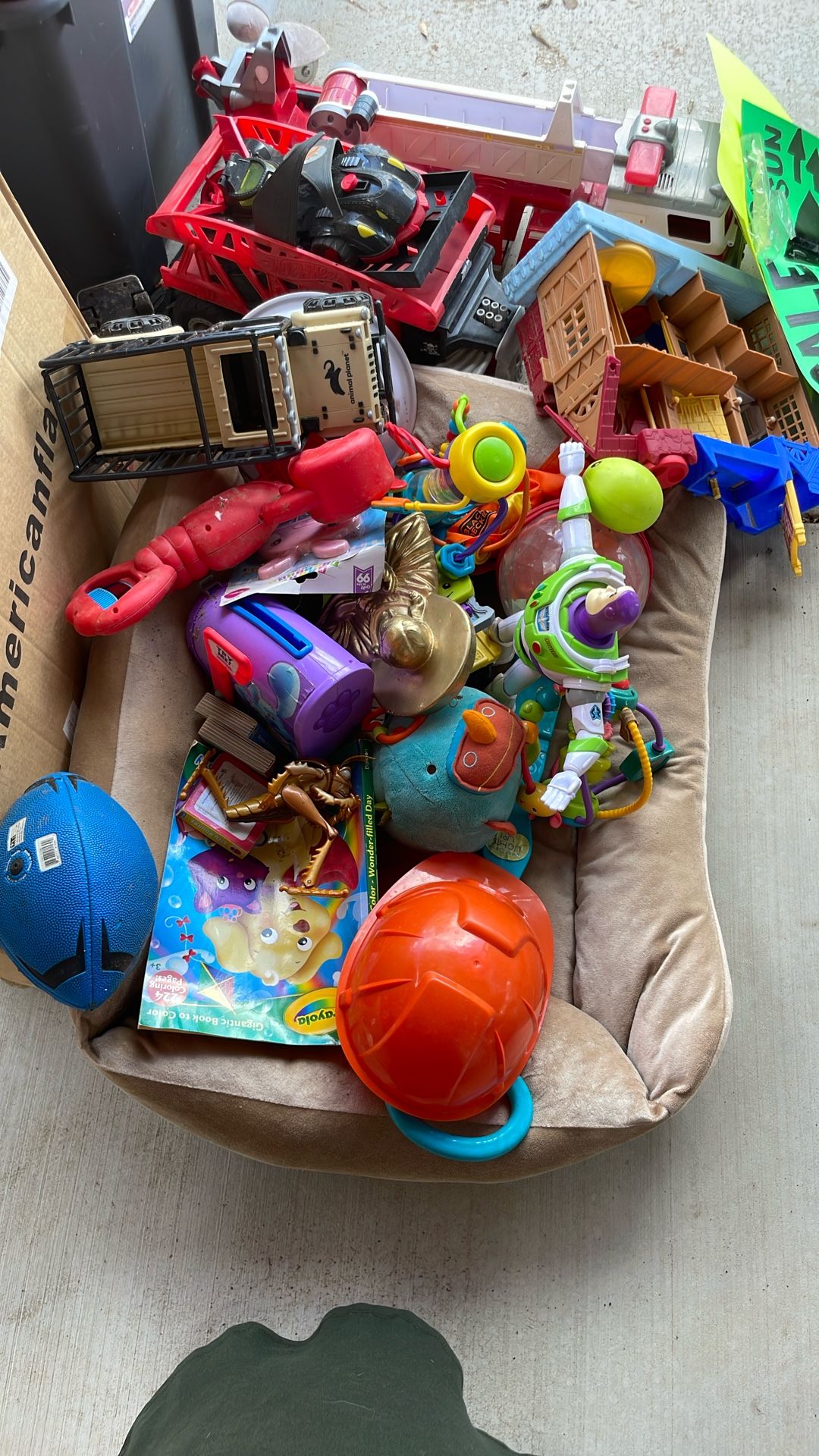 Free Toys Free