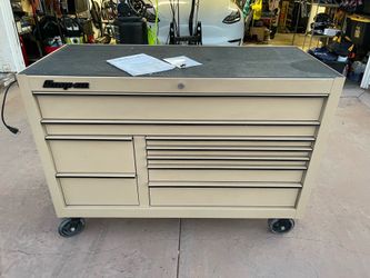Excellent condition Snap-on Classic Series 55” Double Bank Roll Cab with factory Power Drawer (Model KCP2422PZS)