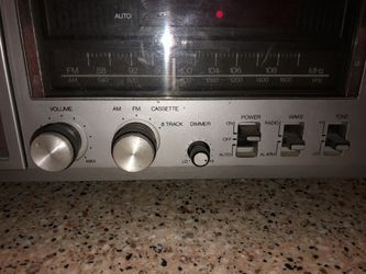 70’s 8 track/ cassette/ radio