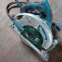Makita Circular Saw