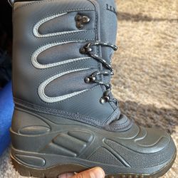 LL Bean Kids Snow Boots Size 2 Grey with Insulated Liners