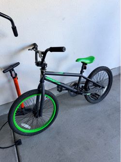 Diamondback bike 18”