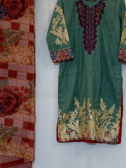 Pakistani Clothes