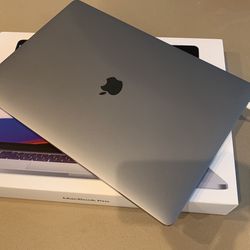 MacBook Pro 16” Locked