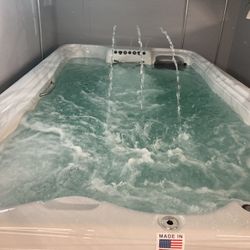 Hot Tub Sale 