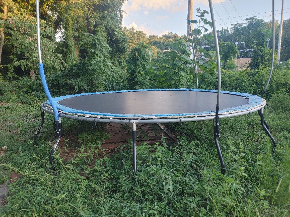 Trampoline
