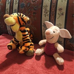 VTG WALTDISNEY SET OF 2 WINNIE POOH TIGGER 9"  & PIGLET 6" STUFFED  PLUSH  TOYS 
