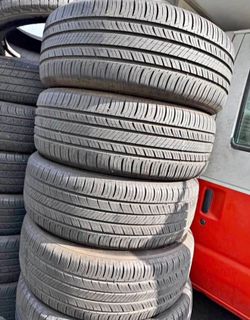 225/60/17 Hankook Selling a set of 4 tires in excellent condition 🫡