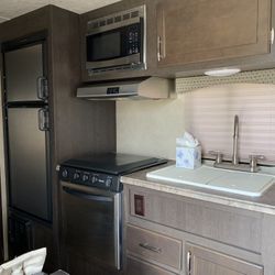 2017 Forrest River Sonoma Freedom Edition Travel Trailer 