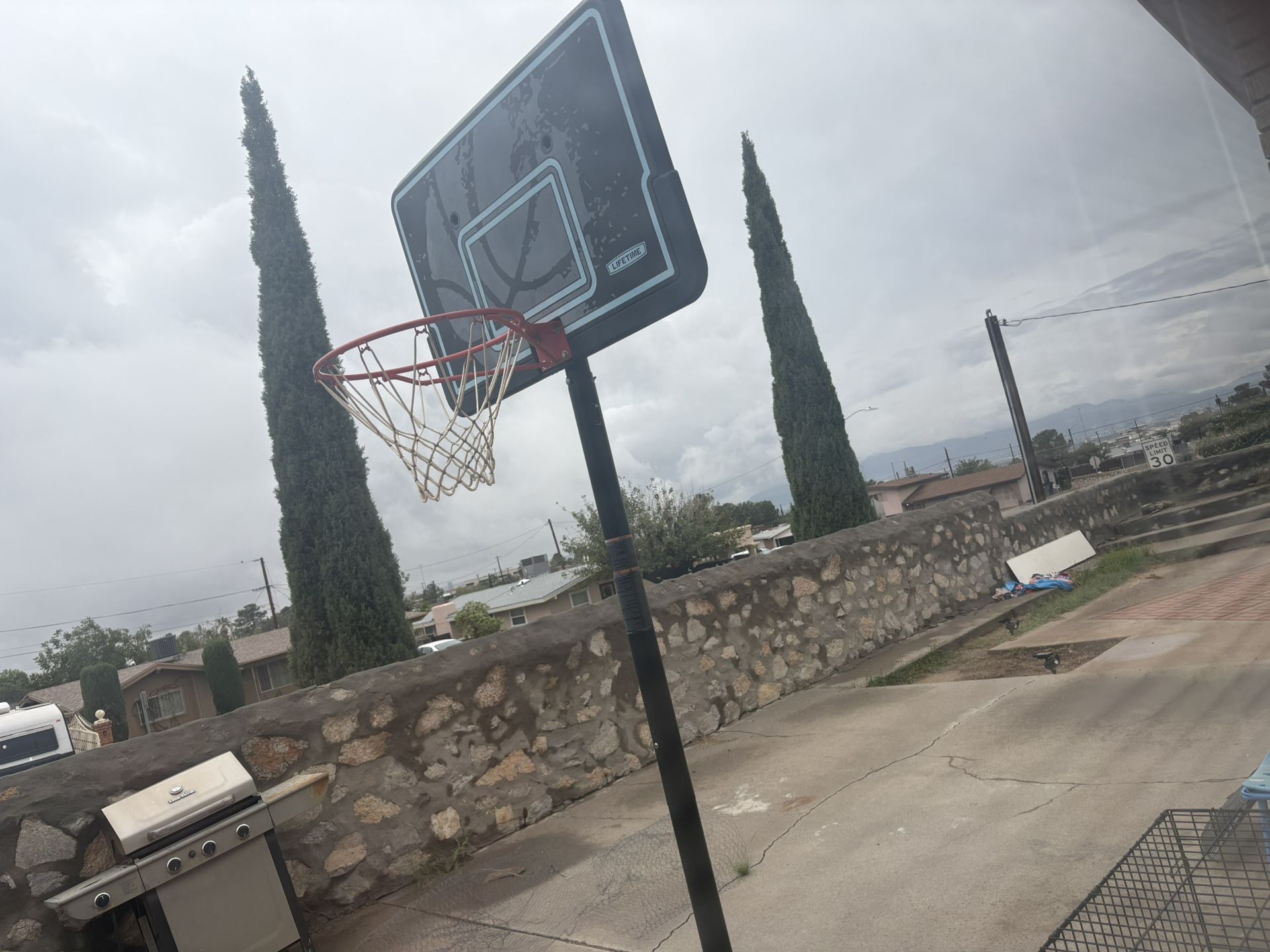 basketball hoop