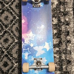 SKATEBOARD WORKS GREAT 