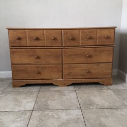 Free Dresser 