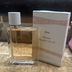 Burberry Her Blossom
