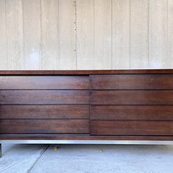 Gorgeous Ethan Allen Nigel buffet, console or credenza 