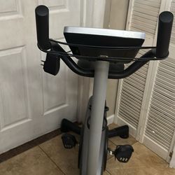 Bicicleta electrica para acer egercicio