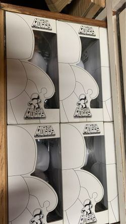 Mighty muggs customizable figures