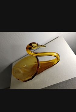 VINTAGE AMBER GLASS SWAN TRINKET DISH - AQ100